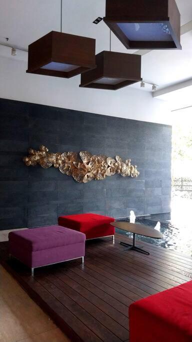 Pangsapuri 2-bedroom In Center *