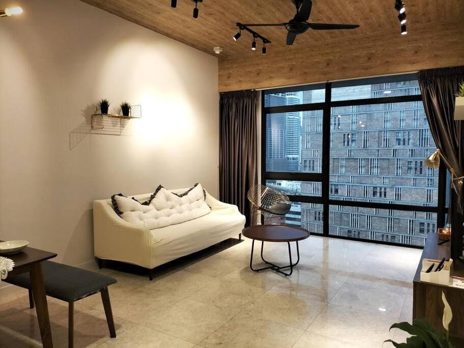 2-bedroom In Center