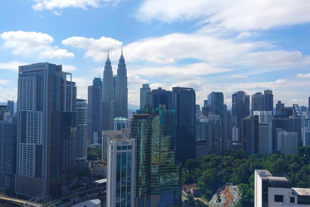 Pangsapuri 2-bedroom In Center *